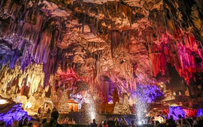Adventus at Majestic Caverns: The Perfect Christmas Experience for Groups and Families